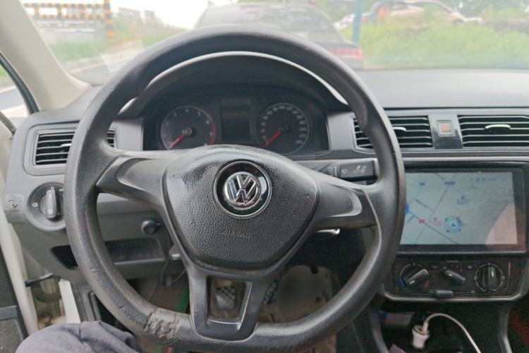 Used Volkswagen Santana 2016 1.6L Manual Fashion Edition Steering Wheel