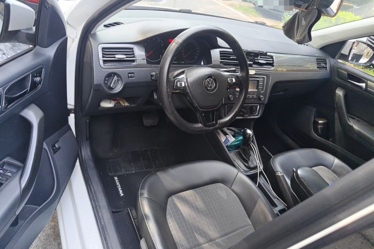 Used Volkswagen Santana 2016 1.6L Automatic Comfort Edition Steering Wheel
