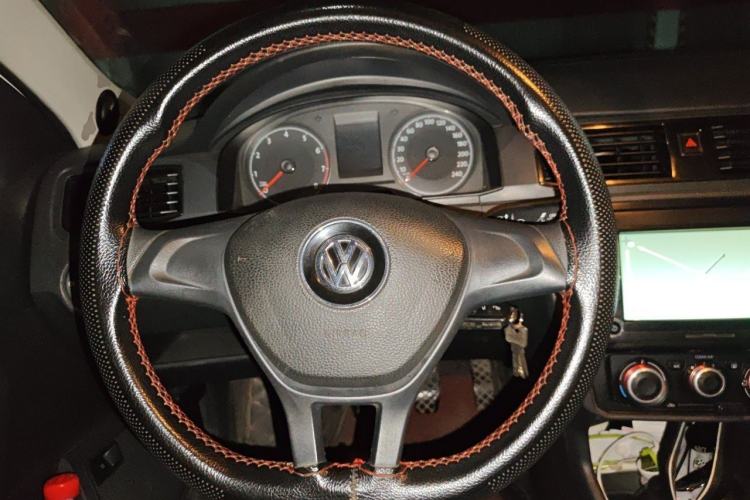 Used Volkswagen Santana 2016 1.6L Manual Fashion Edition Steering Wheel