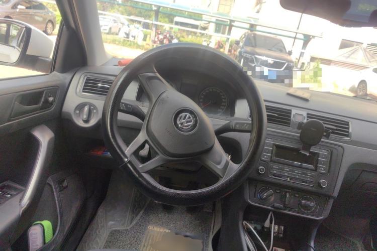 Used Volkswagen Santana 2016 1.4L Manual Fashion Edition Steering Wheel