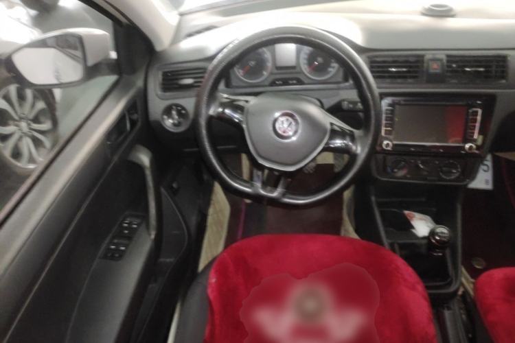 Used Volkswagen Santana 2016 1.4L Manual Fashion Edition Steering Wheel