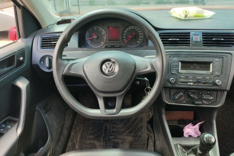 Used Volkswagen Santana 2016 1.4L Manual Fashion Edition Steering Wheel
