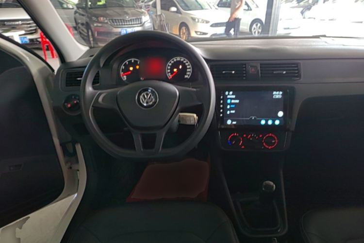 Used Volkswagen Santana 2016 1.6L Manual Fashion Edition Steering Wheel