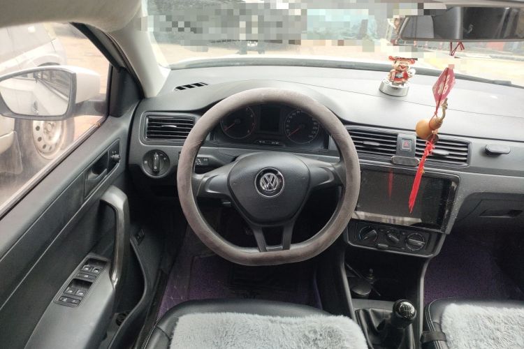 Used Volkswagen Santana 2016 1.6L Manual Fashion Edition Steering Wheel