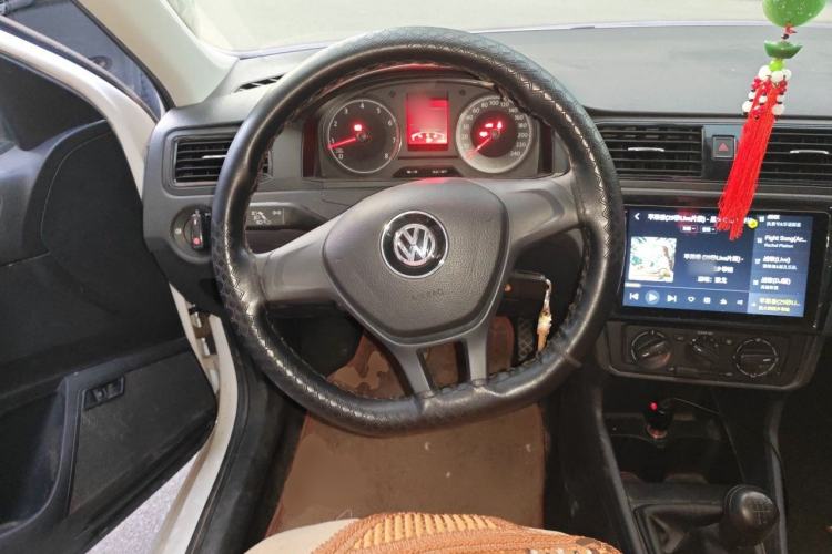Used Volkswagen Santana 2016 1.6L Manual Fashion Edition Steering Wheel