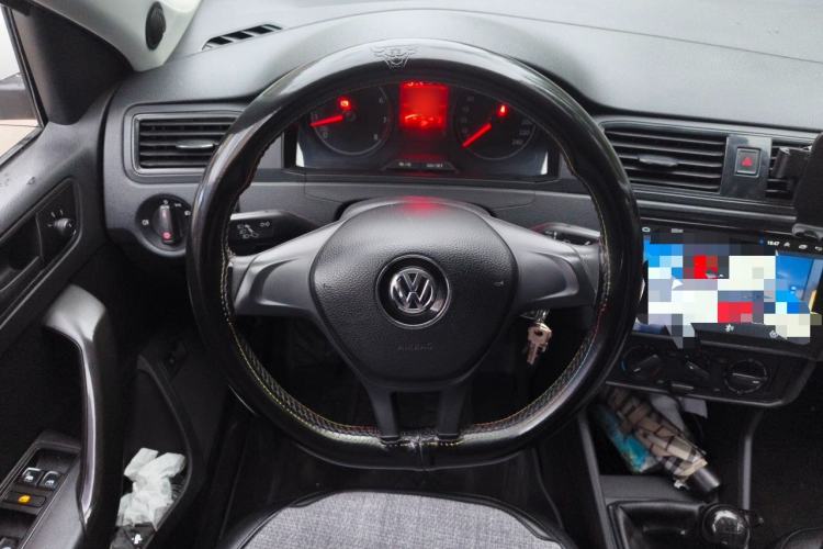 Used Volkswagen Santana 2016 1.4L Manual Fashion Edition Steering Wheel