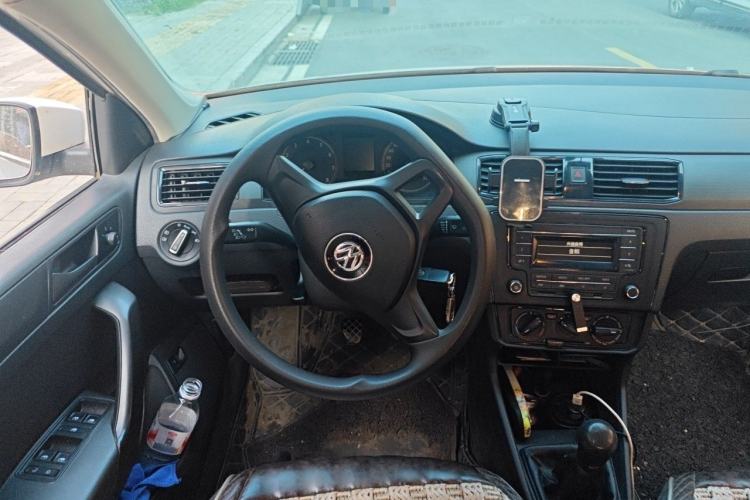 Used Volkswagen Santana 2016 1.6L Manual Fashion Edition Steering Wheel
