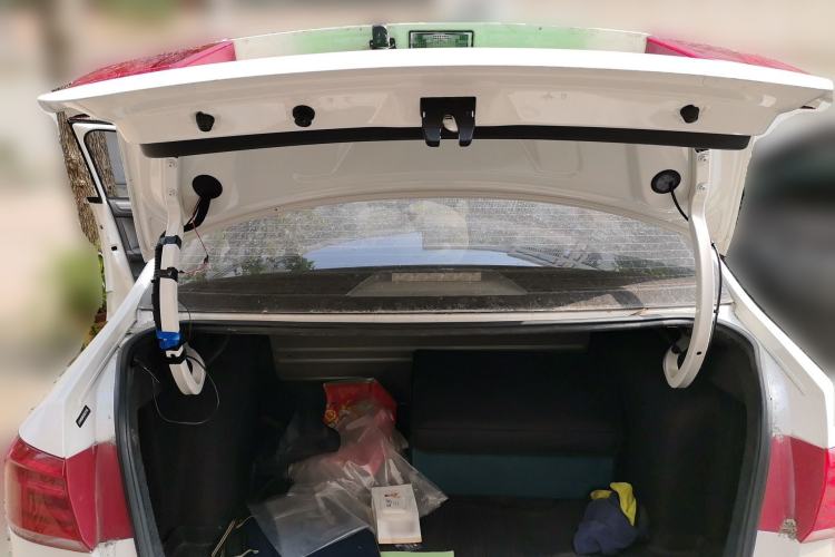 Used Volkswagen Santana 2016 1.6L Manual Comfort Edition Trunk