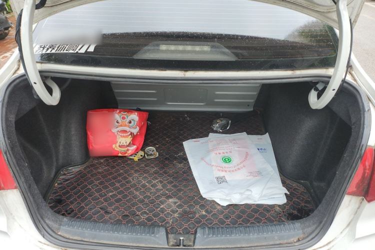 Used Volkswagen Santana 2016 1.4L Manual Fashion Edition Trunk