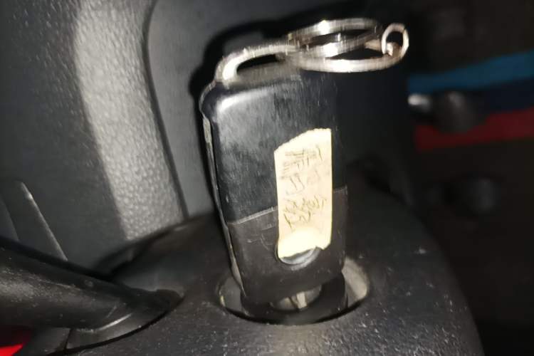 Used Volkswagen Santana 2016 1.6L Manual Fashion Edition Vehicle Key