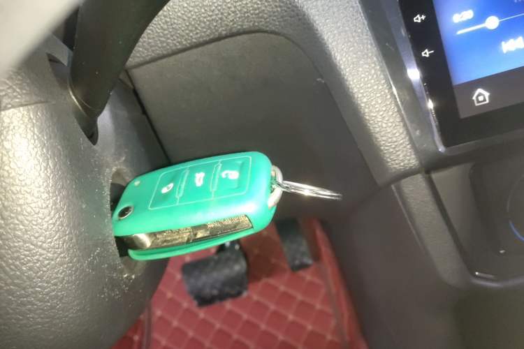 Used Volkswagen Santana 2016 1.6L Automatic Fashion Edition Vehicle Key