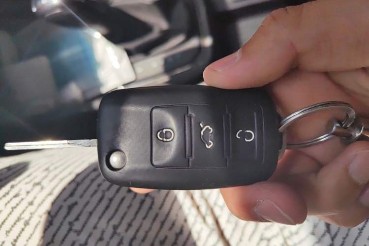 Used Volkswagen Santana 2016 1.6L Automatic Comfort Edition Vehicle Key