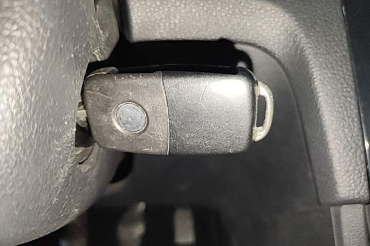 Used Volkswagen Santana 2016 1.4L Manual Fashion Edition Vehicle Key