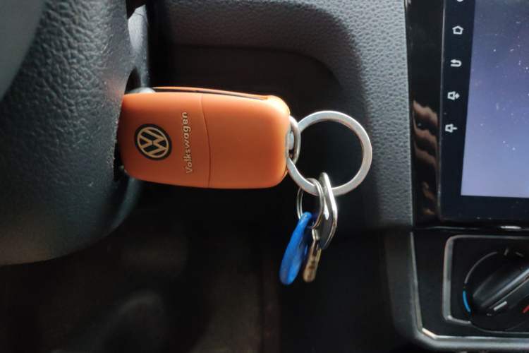 Used Volkswagen Santana 2016 1.6L Automatic Comfort Edition Vehicle Key