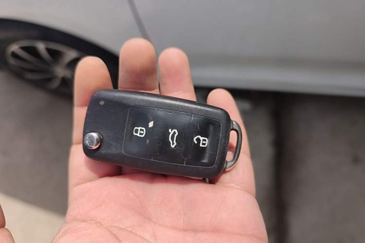 Used Volkswagen Santana 2016 1.4L Manual Fashion Edition Vehicle Key