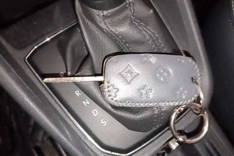 Used Volkswagen Santana 2016 1.6L Automatic Comfort Edition Vehicle Key
