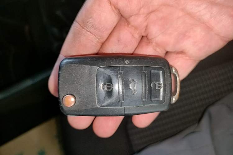 Used Volkswagen Santana 2016 1.6L Manual Fashion Edition Vehicle Key