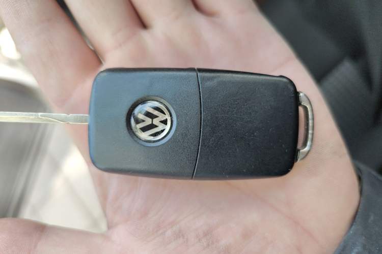 Used Volkswagen Santana 2016 1.4L Manual Fashion Edition Vehicle Key
