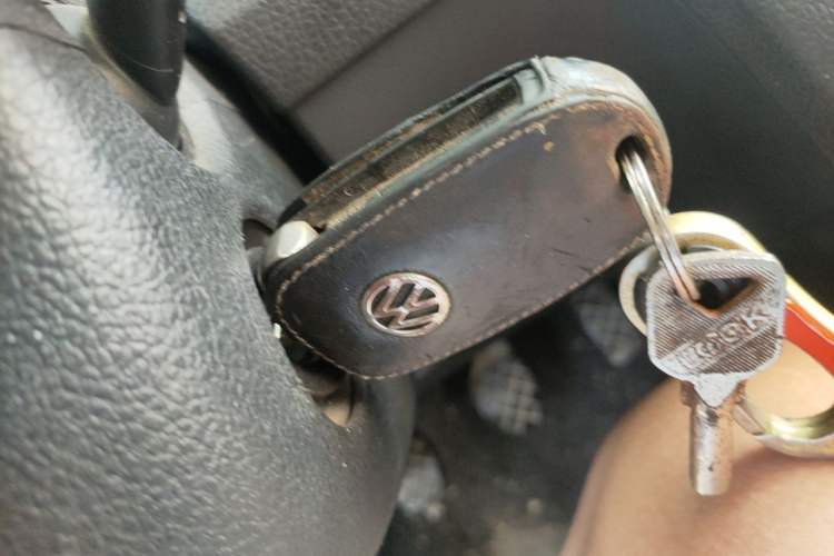 Used Volkswagen Santana 2016 1.6L Manual Fashion Edition Vehicle Key