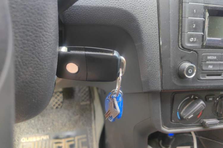 Used Volkswagen Santana 2016 1.4L Manual Fashion Edition Vehicle Key