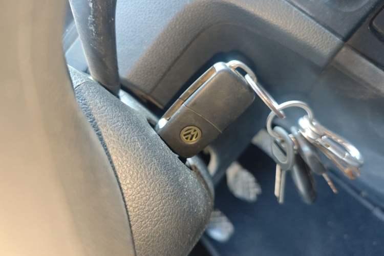 Used Volkswagen Santana 2016 1.4L Manual Fashion Edition Vehicle Key