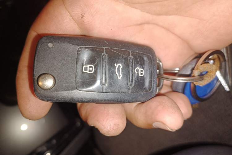 Used Volkswagen Santana 2016 1.4L Manual Fashion Edition Vehicle Key