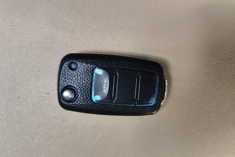 Used Volkswagen Santana 2016 1.6L Manual Fashion Edition Vehicle Key