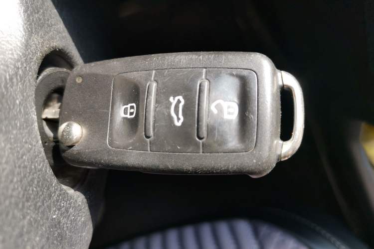 Used Volkswagen Santana 2016 1.6L Automatic Comfort Edition Vehicle Key