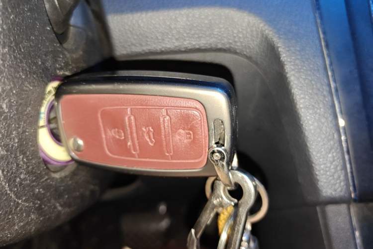 Used Volkswagen Santana 2016 1.6L Automatic Comfort Edition Vehicle Key