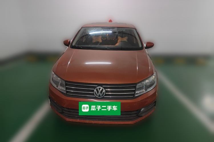Used Volkswagen Santana 2016 Cross 1.6L Automatic Fashion Edition Front
