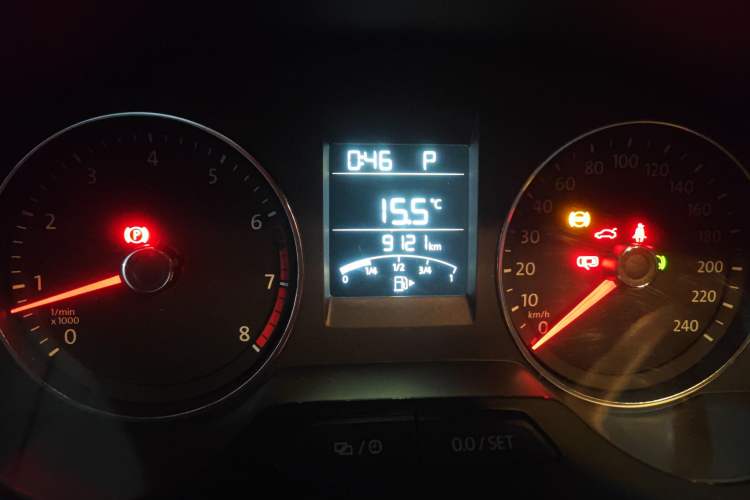 Used Volkswagen Santana 2016 Cross 1.6L Automatic Fashion Edition Instrument Cluster