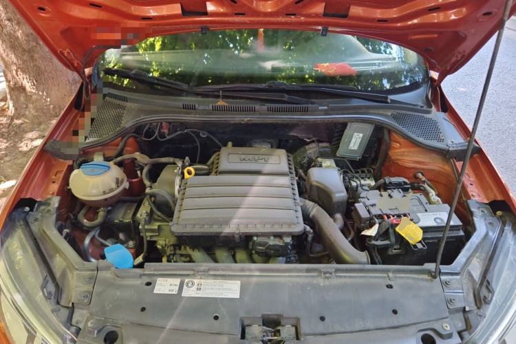 Used Volkswagen Santana 2017 Haval H9 1.6L Automatic Comfort Edition Engine Bay