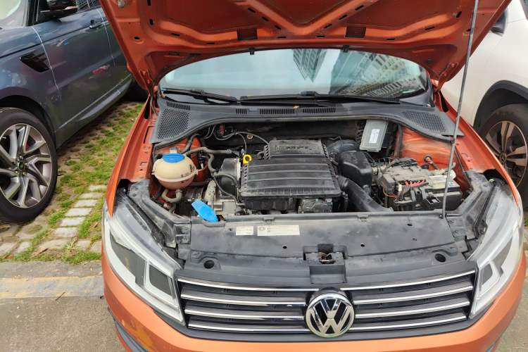 Used Volkswagen Santana 2017 Haval H9 1.6L Automatic Comfort Edition Engine Bay Right