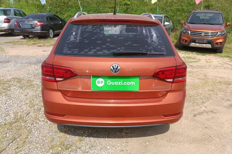 Used Volkswagen Santana 2017 Haval H6 1.6L Automatic Fashion Edition Exterior 4