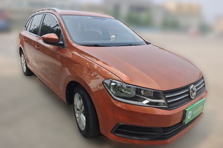 Used Volkswagen Santana 2017 HaoNa 1.4L Manual Fashion Edition Front Right 45 Deg