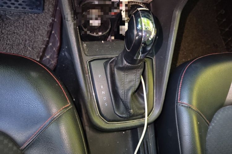 Used Volkswagen Santana 2017 Haval H9 1.6L Automatic Comfort Edition Gear Lever