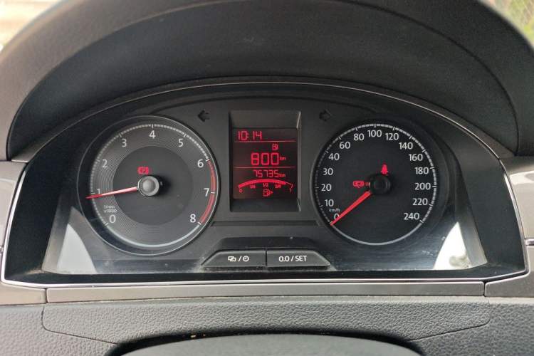 Used Volkswagen Santana 2017 HaoNa 1.4L Manual Fashion Edition Instrument Cluster