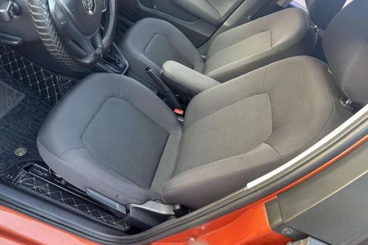 Used Volkswagen Santana 2017 Haval H6 1.6L Automatic Fashion Edition Interior 1