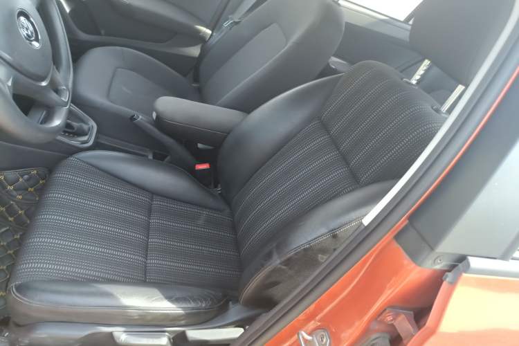 Used Volkswagen Santana 2017 Haval H6 1.6L Automatic Fashion Edition Left Front Seat