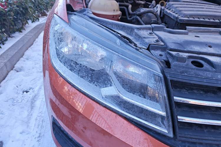 Used Volkswagen Santana 2017 Haval H9 1.6L Manual Fashion Edition Right Front Headlight