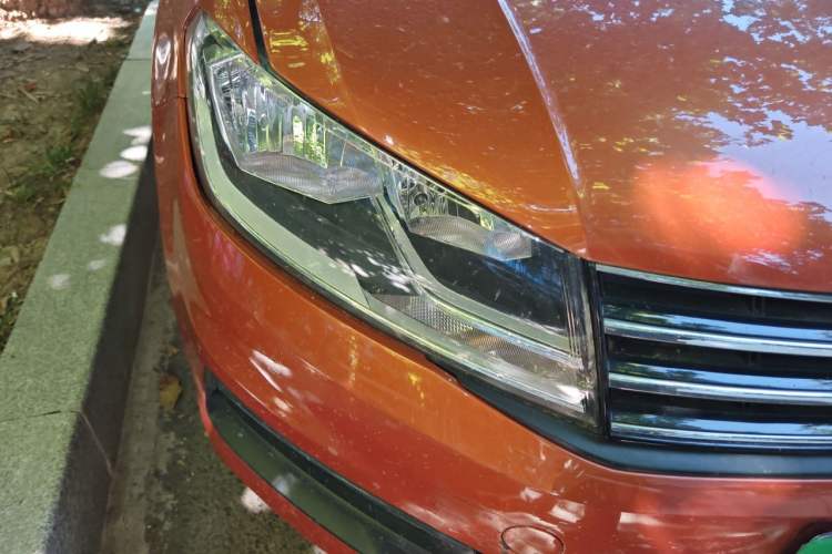 Used Volkswagen Santana 2017 Haval H9 1.6L Automatic Comfort Edition Right Front Headlight
