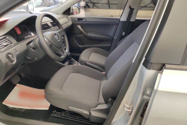 Used Volkswagen Santana 2017 Haval H6 1.6L Automatic Fashion Edition Interior 1