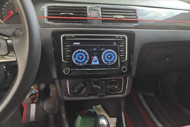 Used Volkswagen Santana 2017 Haval H9 1.6L Automatic Comfort Edition Audio And AC Panel