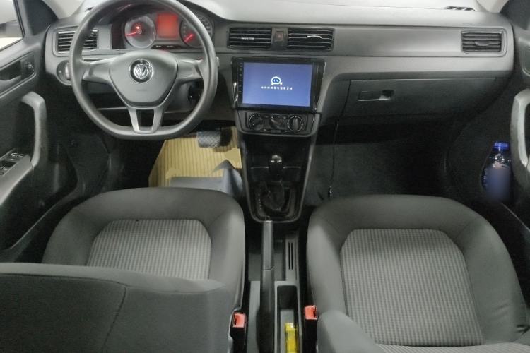 Used Volkswagen Santana 2017 Haval H6 1.6L Automatic Fashion Edition Center Console