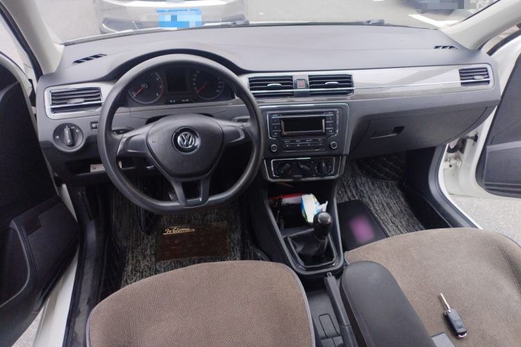 Used Volkswagen Santana 2017 HaoNa 1.4L Manual Fashion Edition Center Console