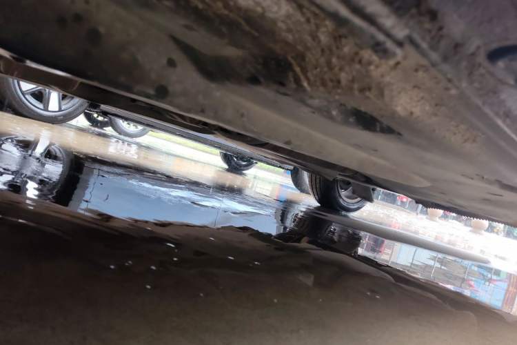 Used Volkswagen Santana 2017 Haval H9 1.6L Automatic Comfort Edition Chassis Front Left