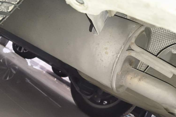 Used Volkswagen Santana 2017 Haval H9 1.6L Manual Comfort Edition Chassis Rear Left