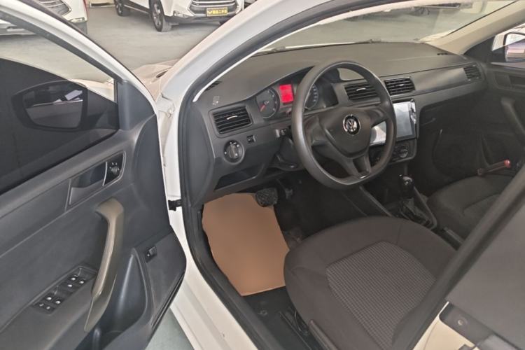 Used Volkswagen Santana 2017 Haval H6 1.6L Automatic Fashion Edition Driver Seat