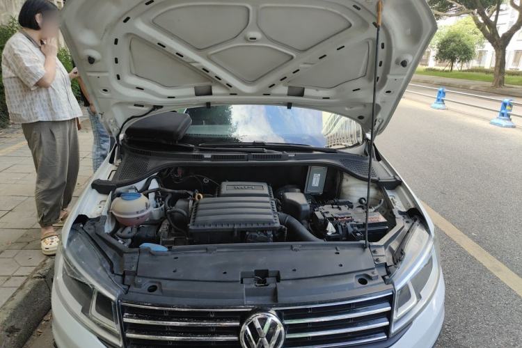Used Volkswagen Santana 2017 Haval H9 1.6L Automatic Comfort Edition Engine Bay