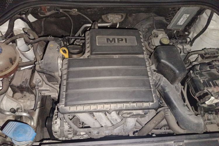 Used Volkswagen Santana 2017 Haval H9 1.6L Automatic Comfort Edition Engine Bay